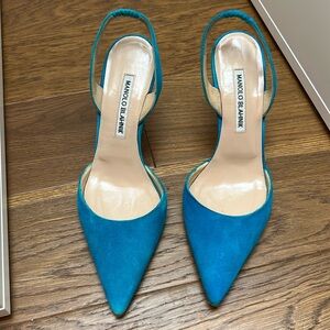 Authentic Manolo Blahnik Carolyne slingback 85mm heel.
